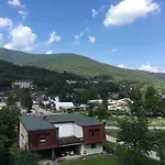 Osrodek Wypoczynkowy Zapalenica Щирк