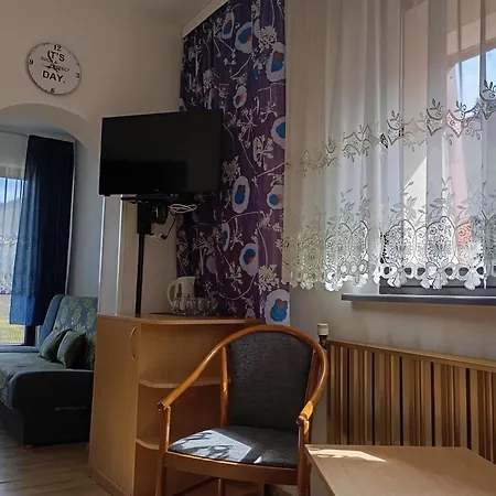 ベッド・アンド・ブレックファスト Osrodek Wypoczynkowy Zapalenica 3*