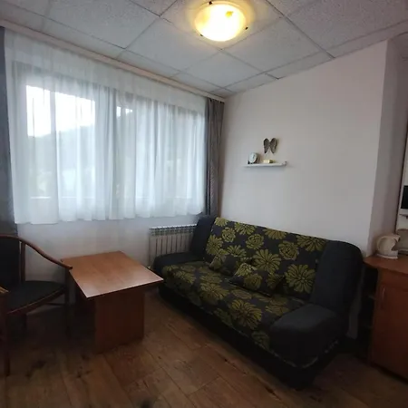 Osrodek Wypoczynkowy Zapalenica 3* Щирк