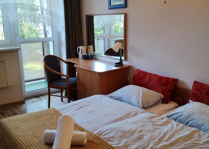 Bed & Breakfast Osrodek Wypoczynkowy Zapalenica 3*